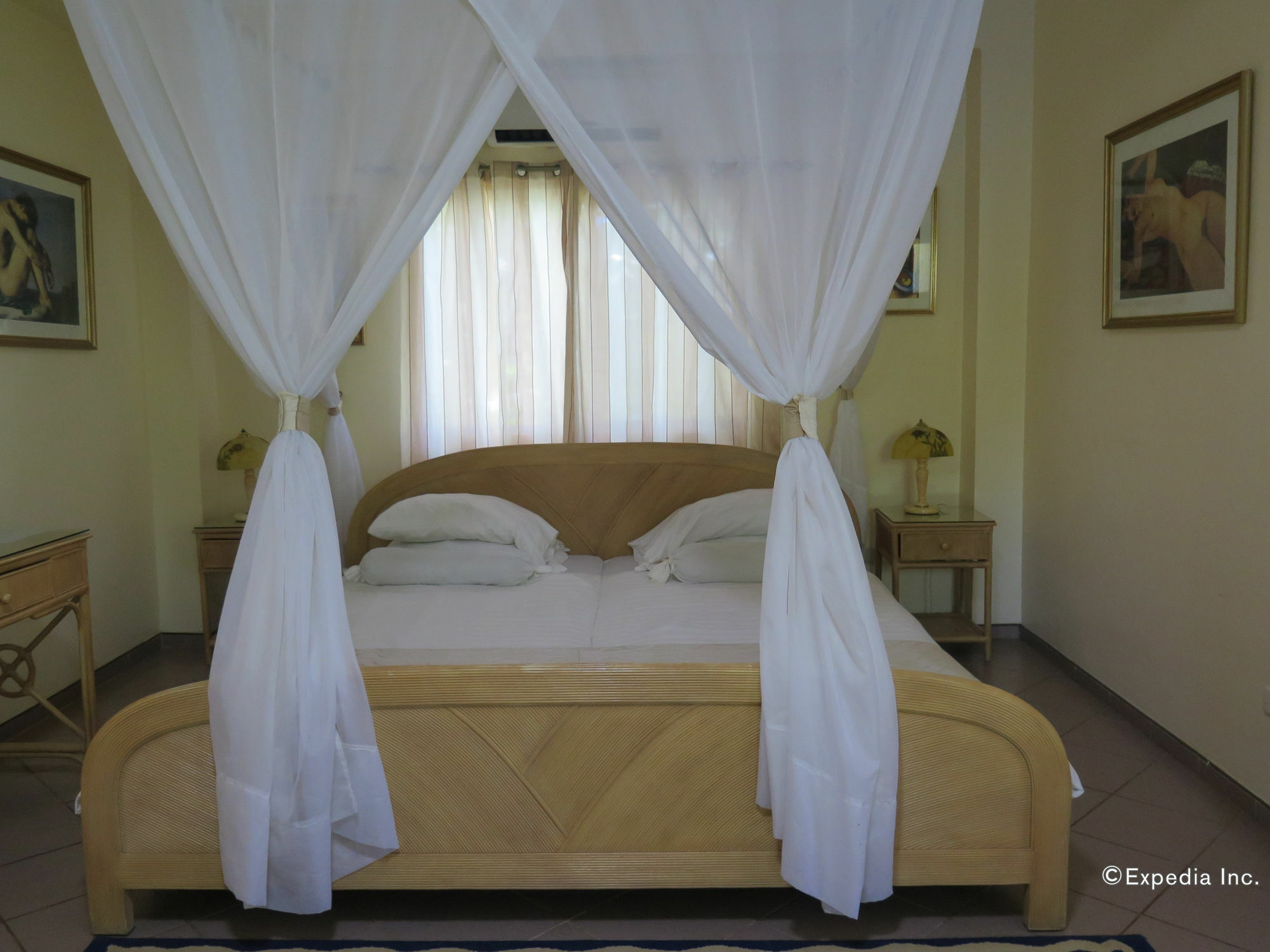 Sun Apartelle Panglao Exteriör bild