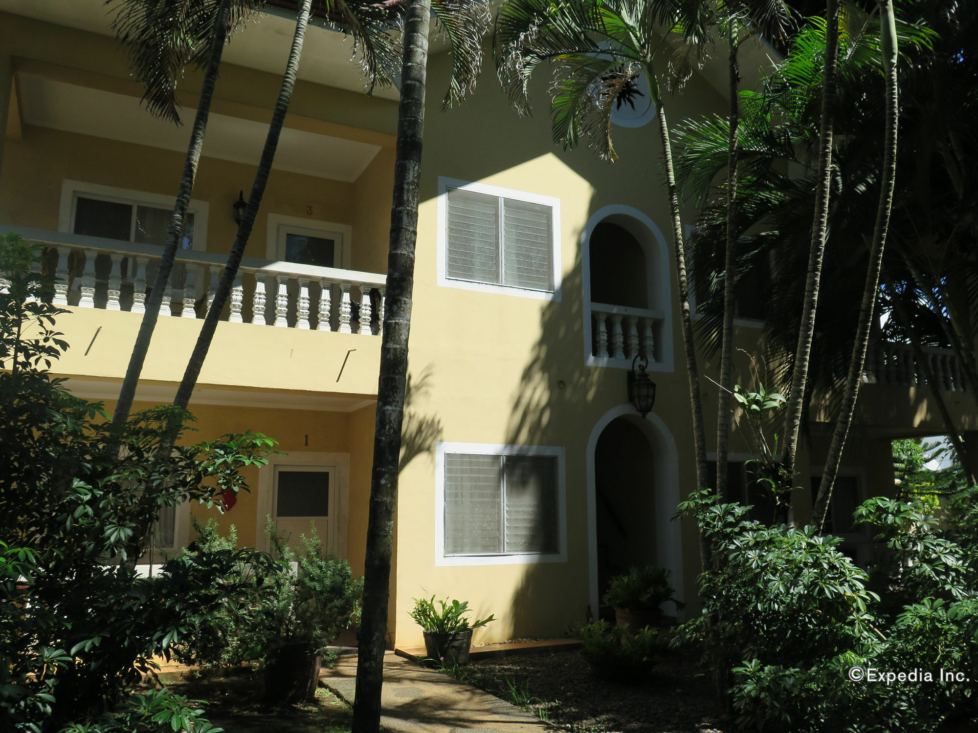 Sun Apartelle Panglao Exteriör bild