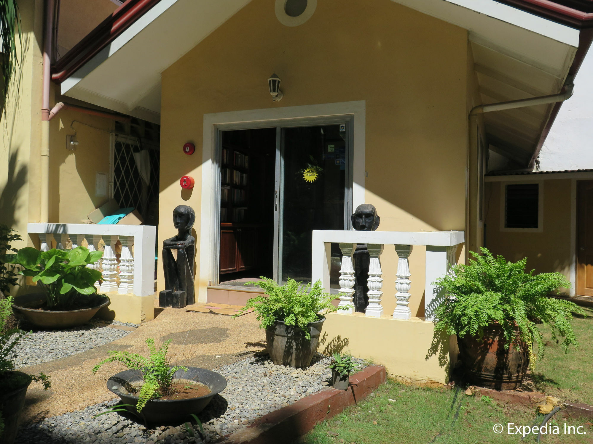 Sun Apartelle Panglao Exteriör bild